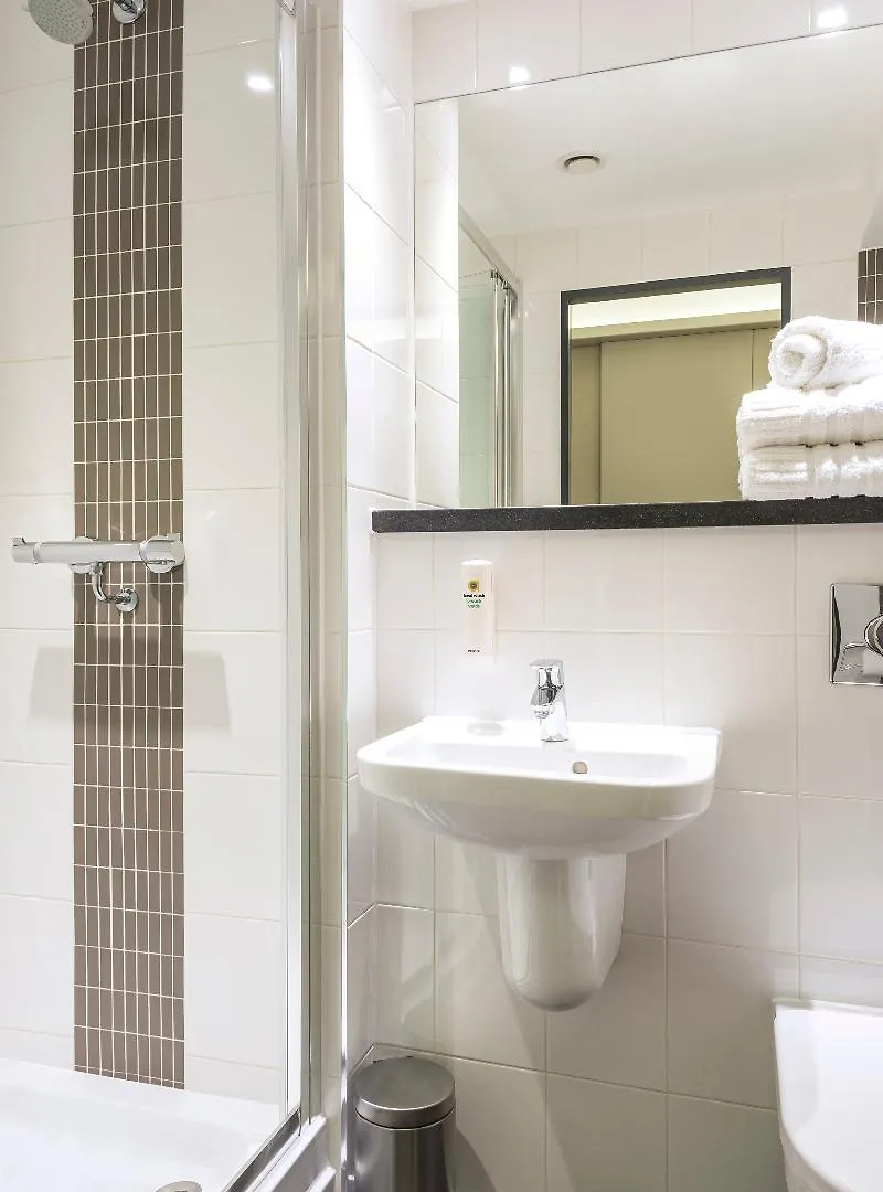 Point A Hotel London Canary Wharf