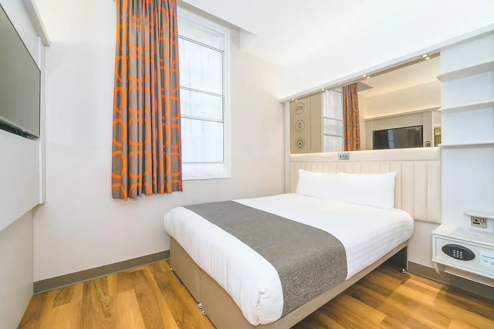 Point A Hotel London Canary Wharf