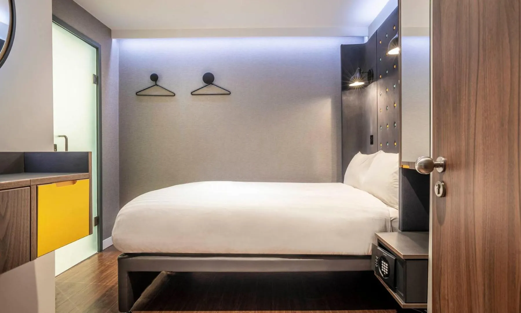 Point A Hotel London Canary Wharf