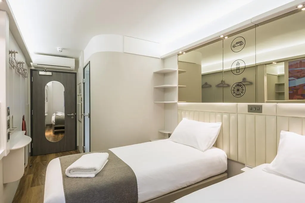 Point A Hotel London Canary Wharf